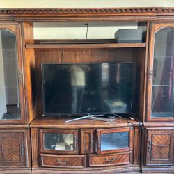 Entertainment Center Unit 