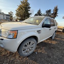 2010 Land Rover LR2