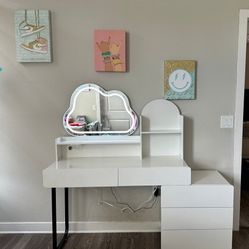 Makeup Vanity with ligthed mirror and strip charging station In box