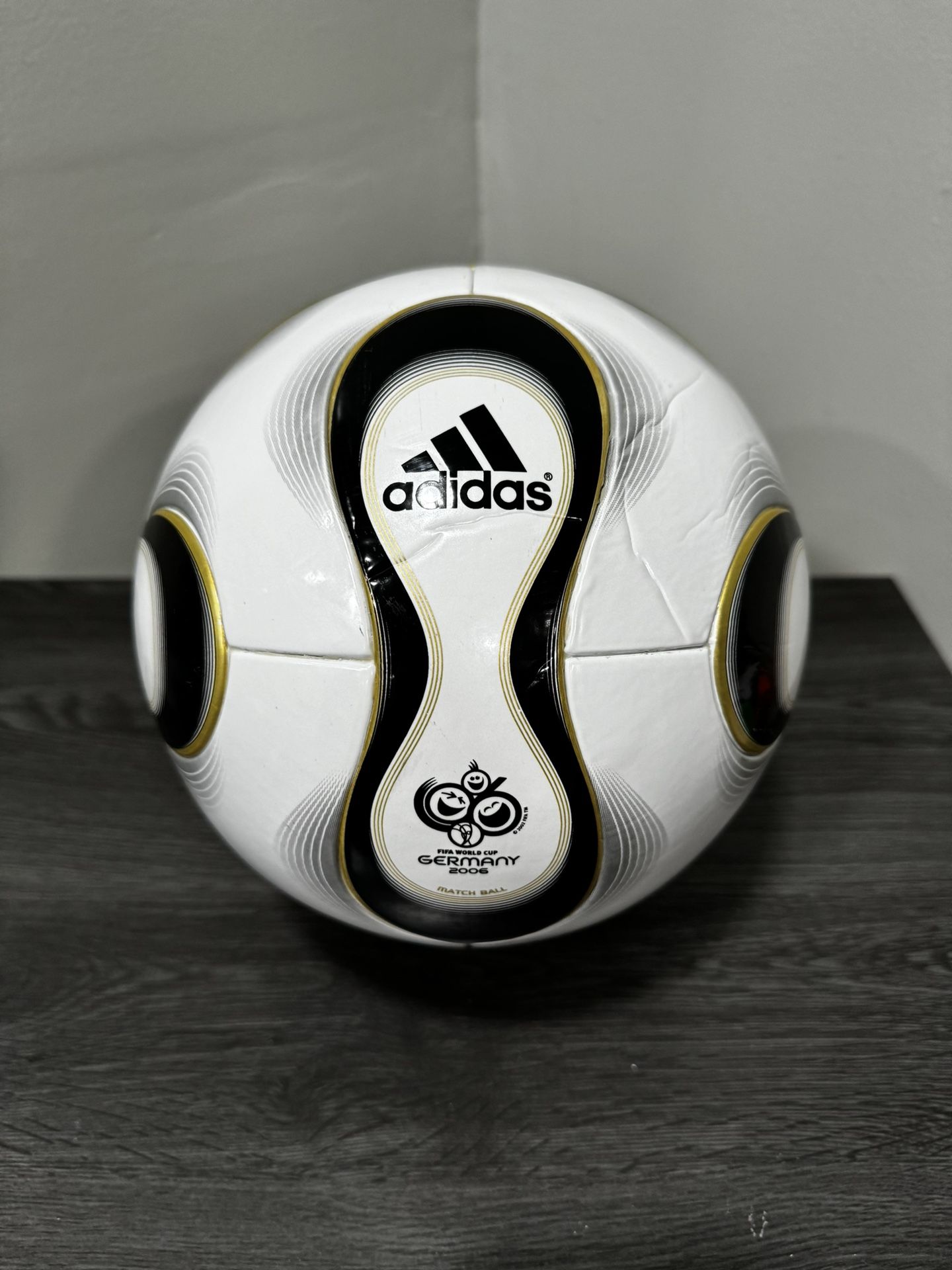 2006 Adidas World Cup Ball Teamgeist