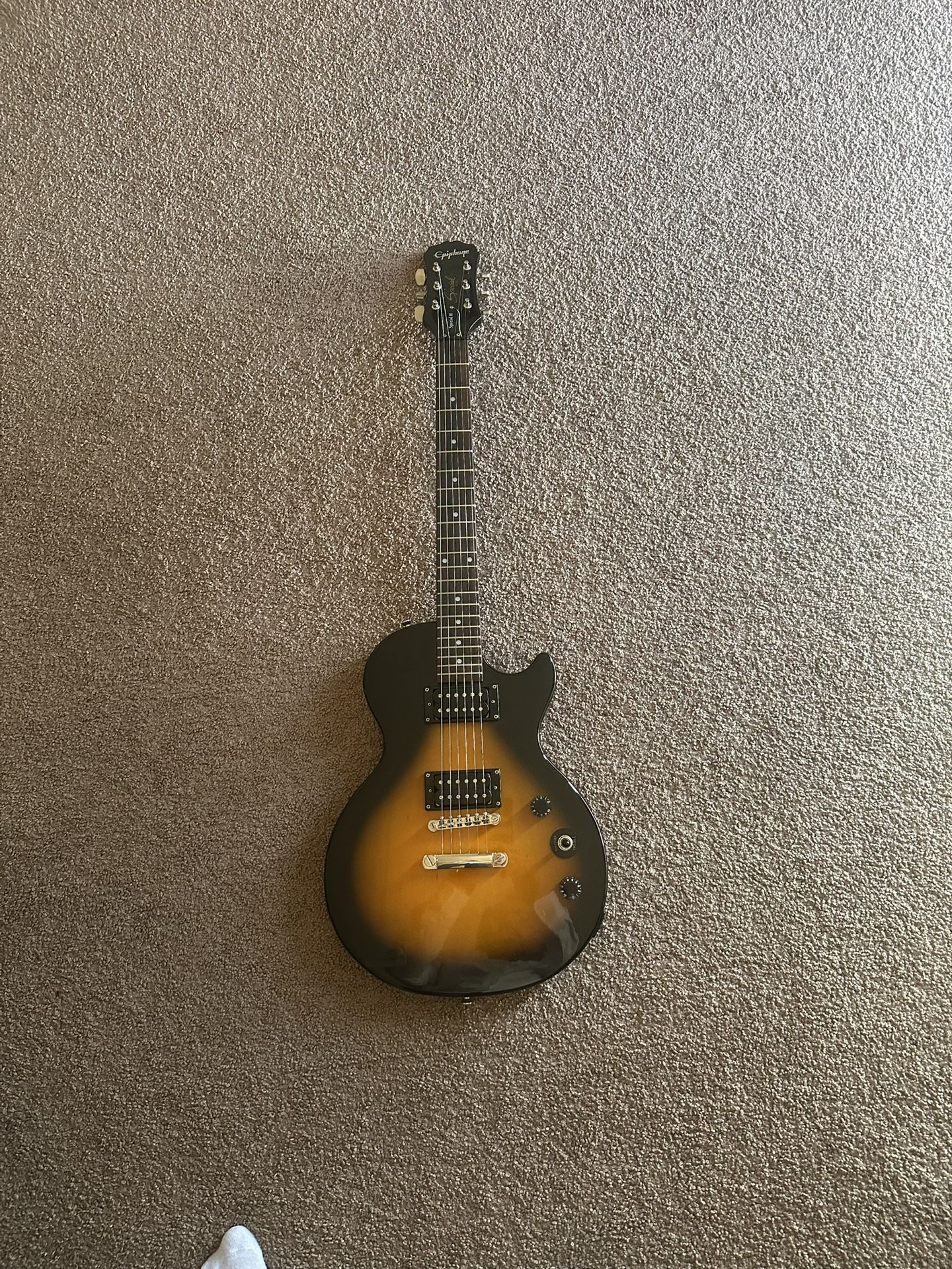 Epiphone Les Paul Model Special II Vintage Sunburst 6-String Electric Guitar