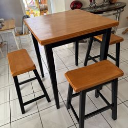 Small Wooden Table + 3 Barstools 