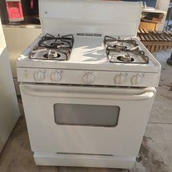 GE Gas Stove