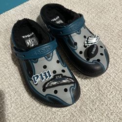 Eagles Crocs