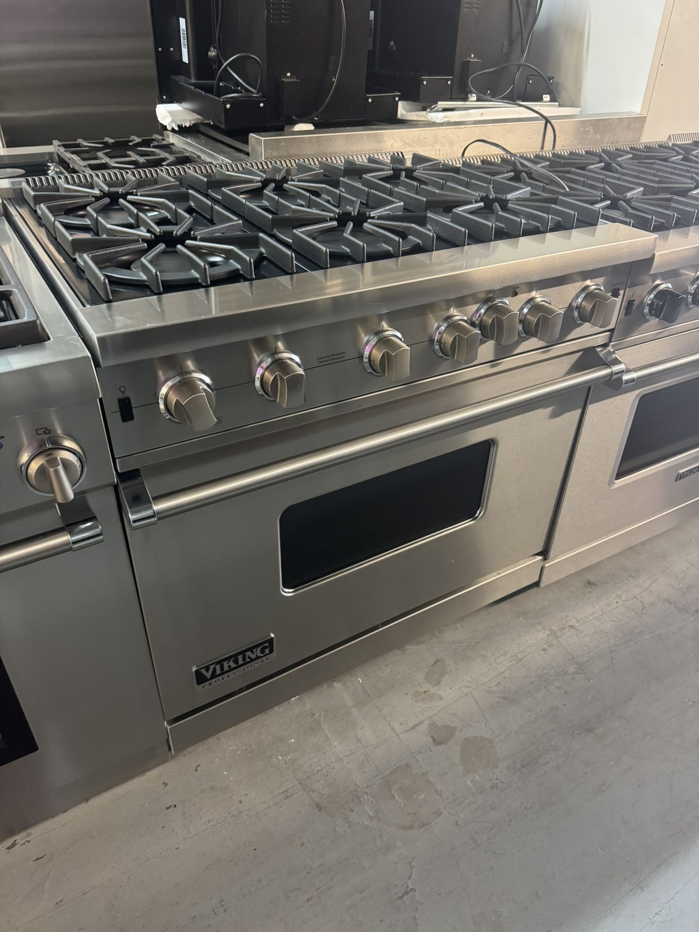 Professional Viking 36 Inch Gas Range
