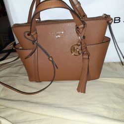 Micheal Kors Handbag 