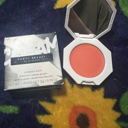 Fenty Beauty Peach Face Cheeks Out