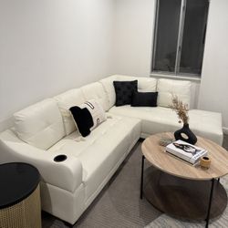 White Sofa 