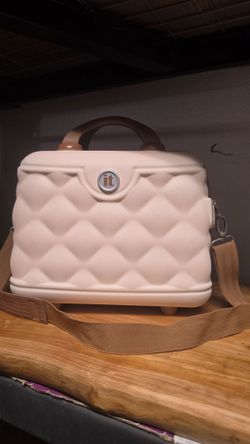 It handheld luggage