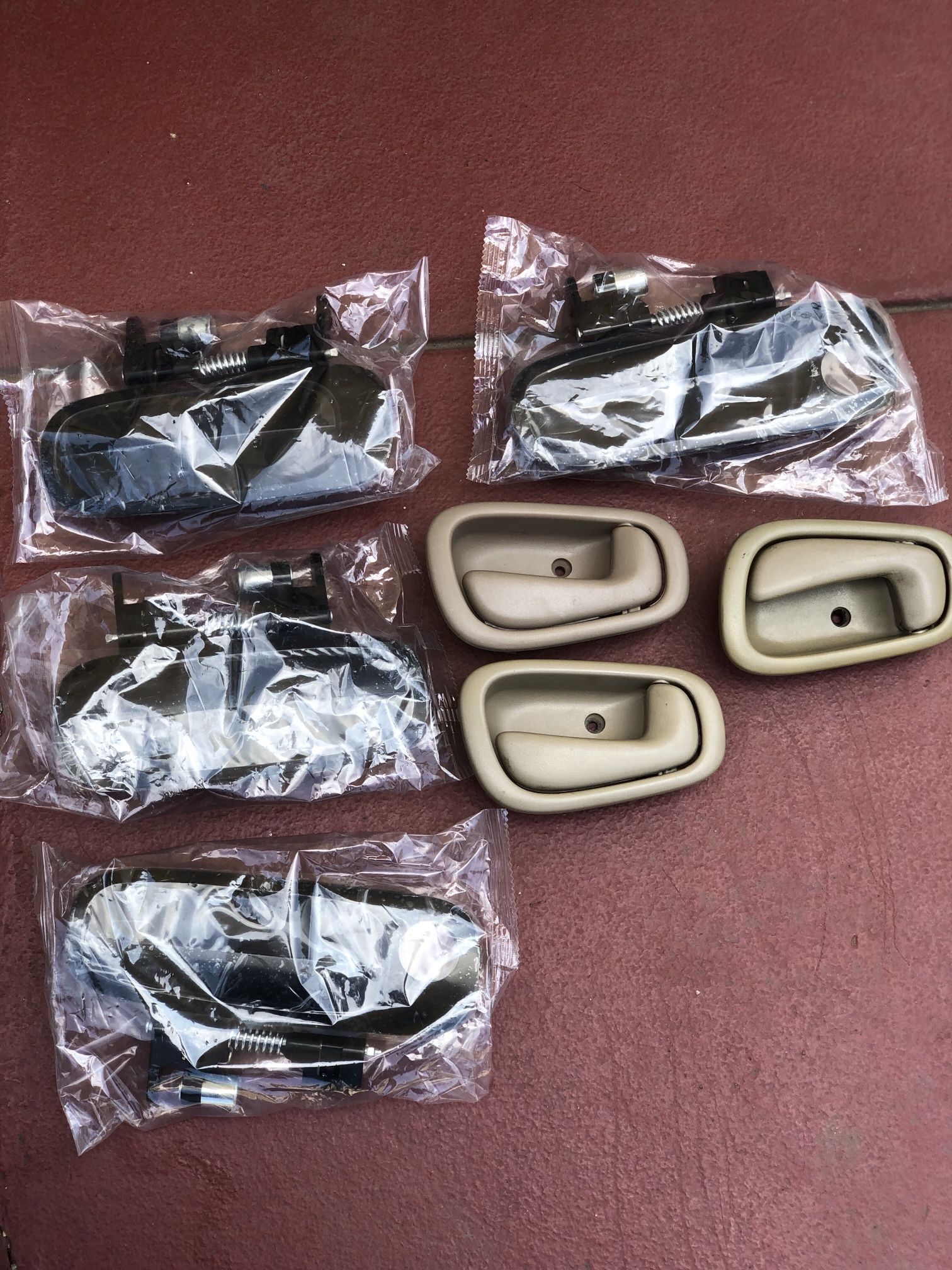 1999 Toyota Corolla Door Handles