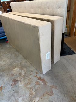 FREE Tempur-pedic platform foundation (King)