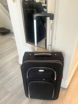 Samsonite rolling suitcase