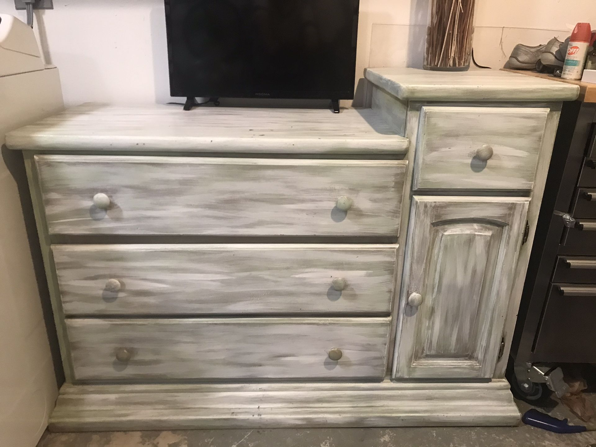 Baby changing table. Dresser. Chest of drawers.