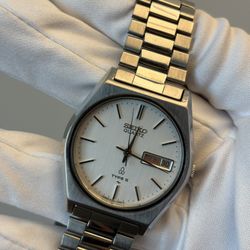 Seiko Quartz Type 2 Silver Dial Watch