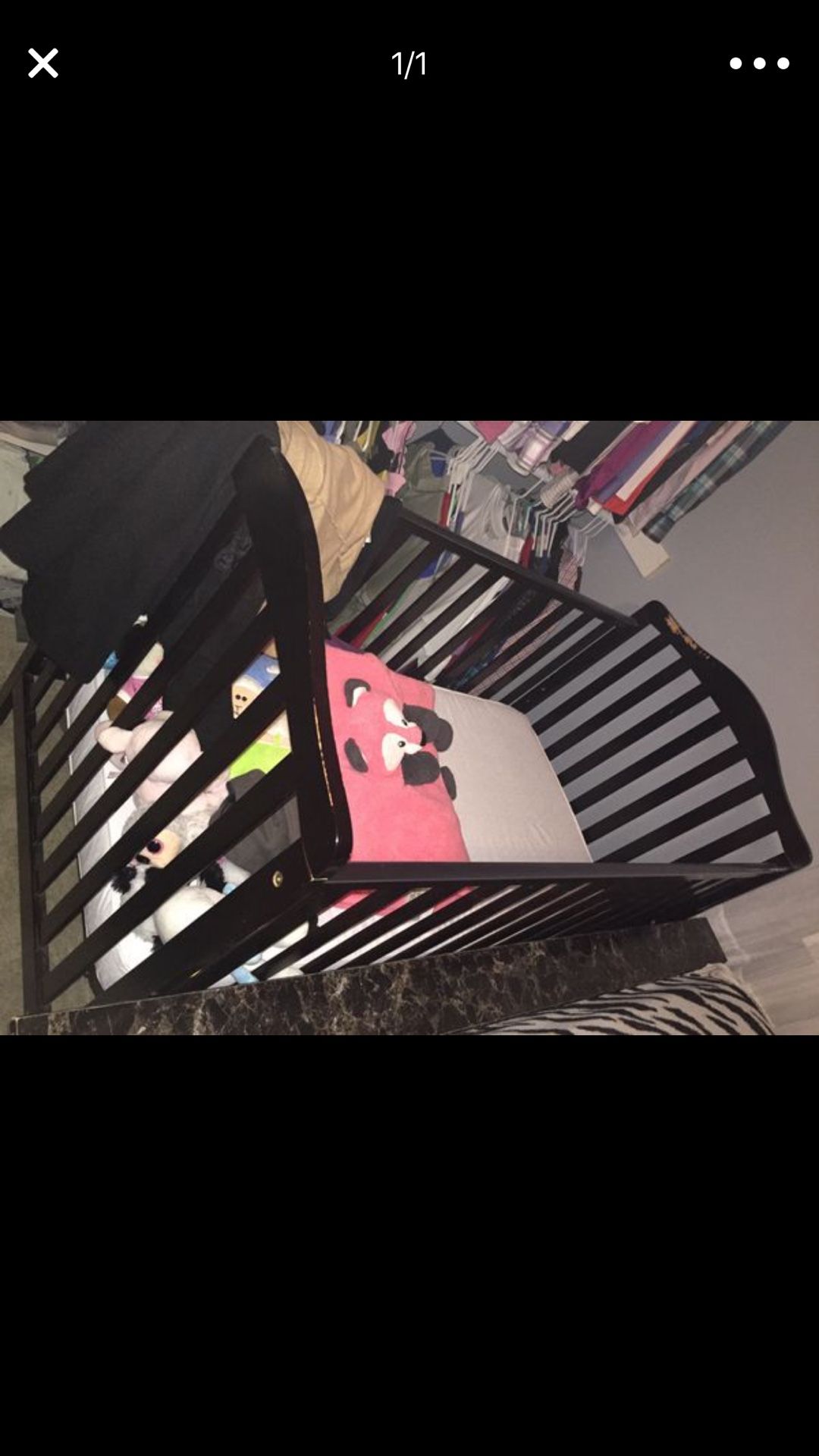 Black Baby crib sturdy !