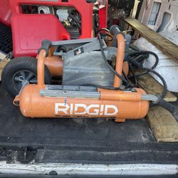 145 Psi 5 Gallons Electric Compressor 