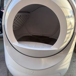 Self Cleaning Cat Litter Box 