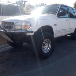1996 Ford Explorer