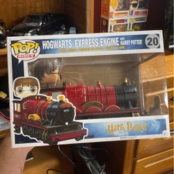 Hogwarts Express Engine With Harry Potter Funko Pop #20