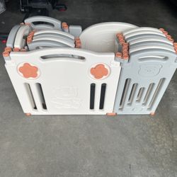 Adjustable Play Pen