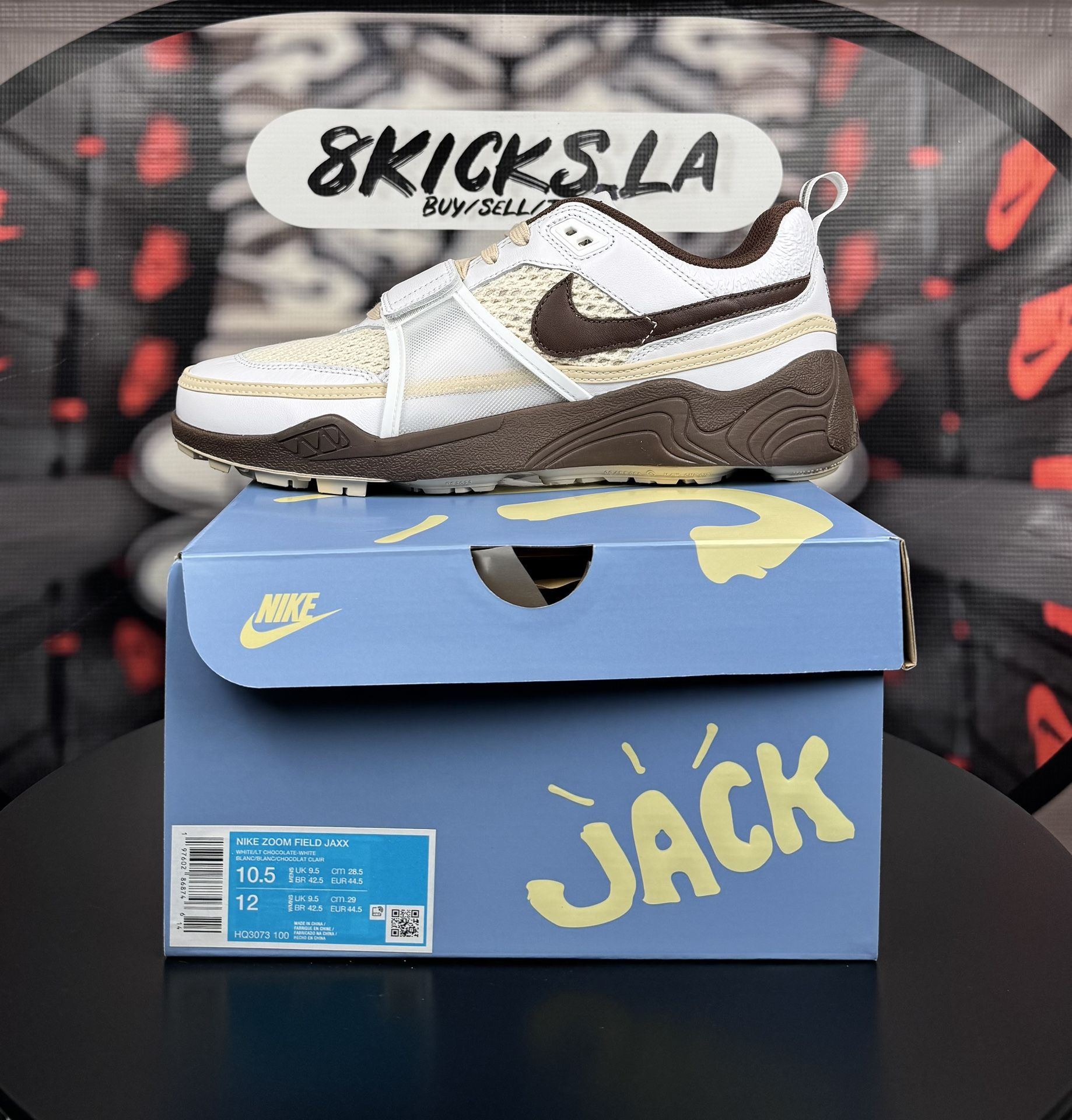 Nike Zoom Field Jaxx “Travis Scott Light Chocolate”
