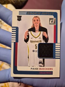 Paige Bueckers Memorabilia Jersey Rookie Card