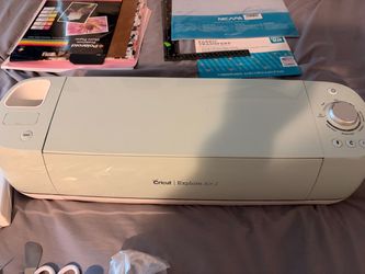 Cricut Explore Air 2 Cutting Machine