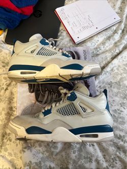 Jordan 4 military blue