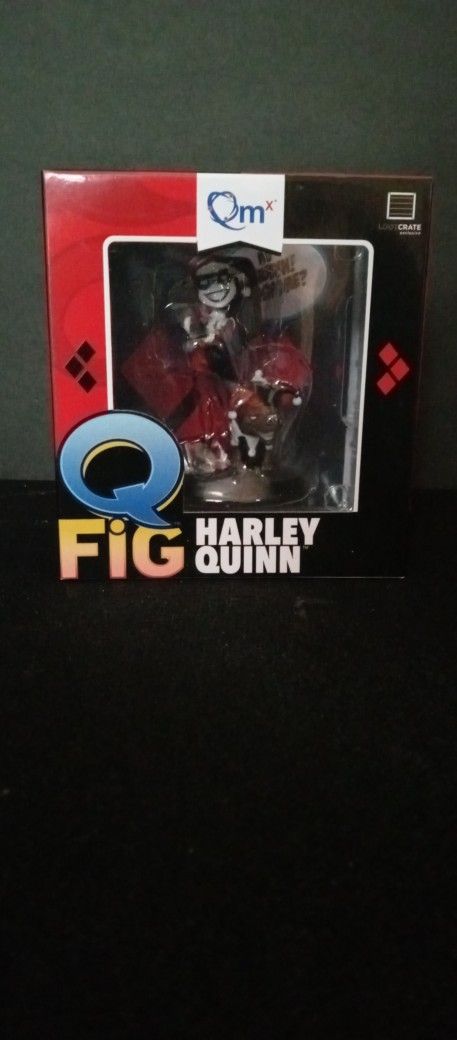 Q Fig Harley quinn Figure