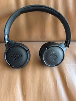 JBL Bluetooth headphones