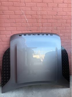 2020 2022 2024 Land Rover Defender Hood