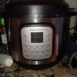 Instant Pot. Air Fries, Deep Fries , Bakes, Broils, Dehydrates, Pressure Cooks