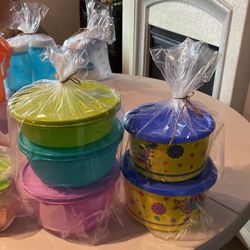 Tupperware Closeout Sale. Hundreds of Sets and Individual Items. 