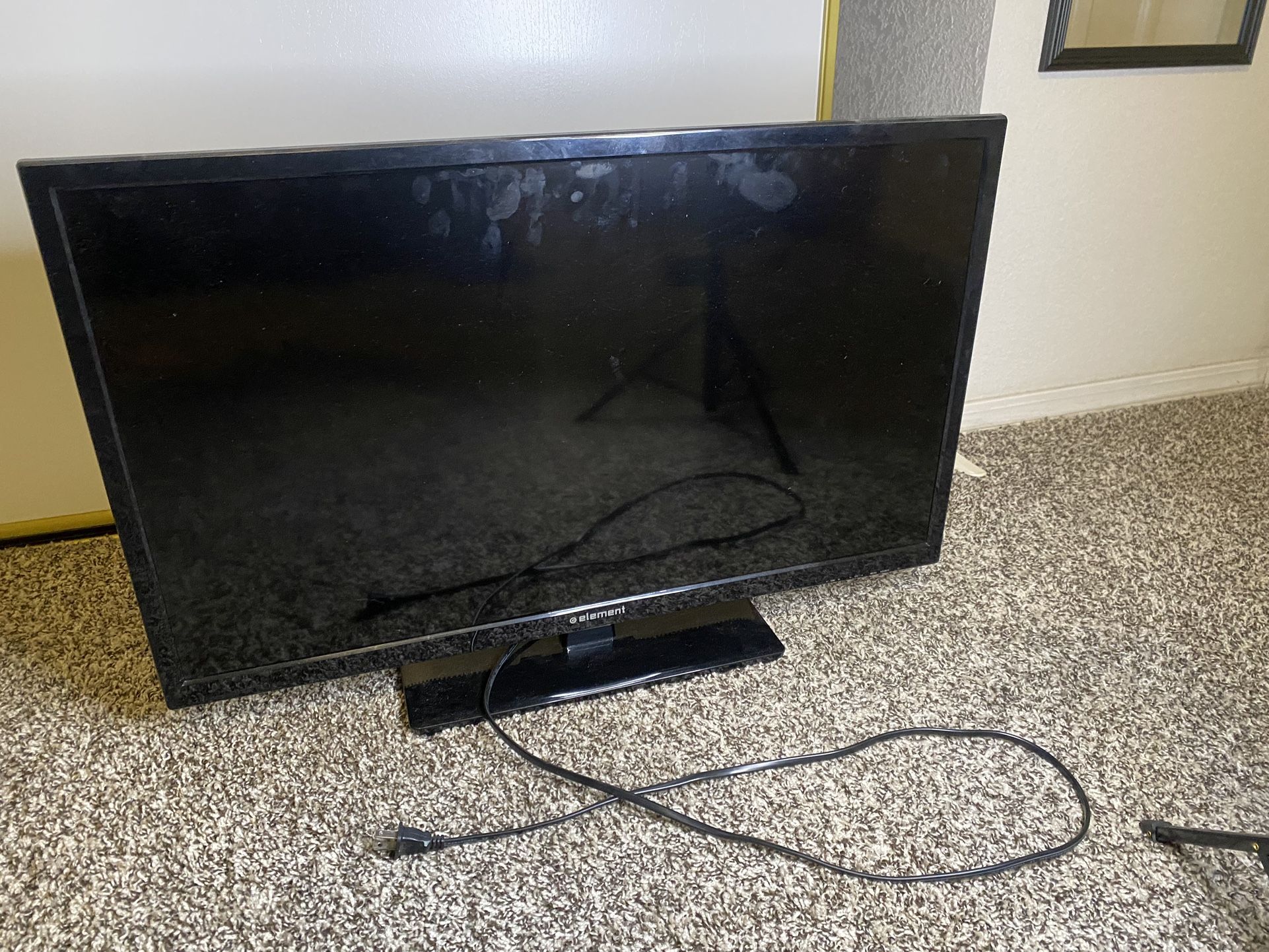Flatscreen Tv (32inch)