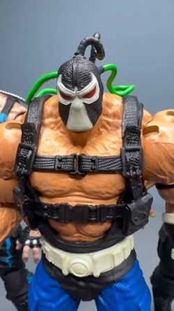 McFarlane DC Multiverse Batman Megafig Bane Glow In The Dark