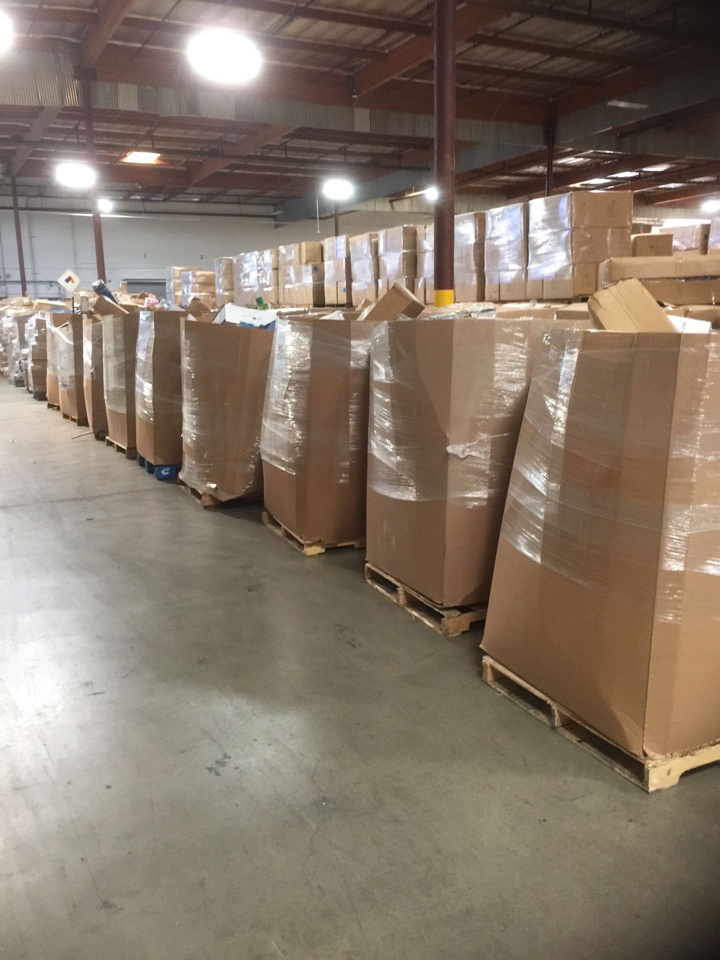 AMAZON PALLETS FOR SALE for Sale in Rancho Cucamonga, CA OfferUp