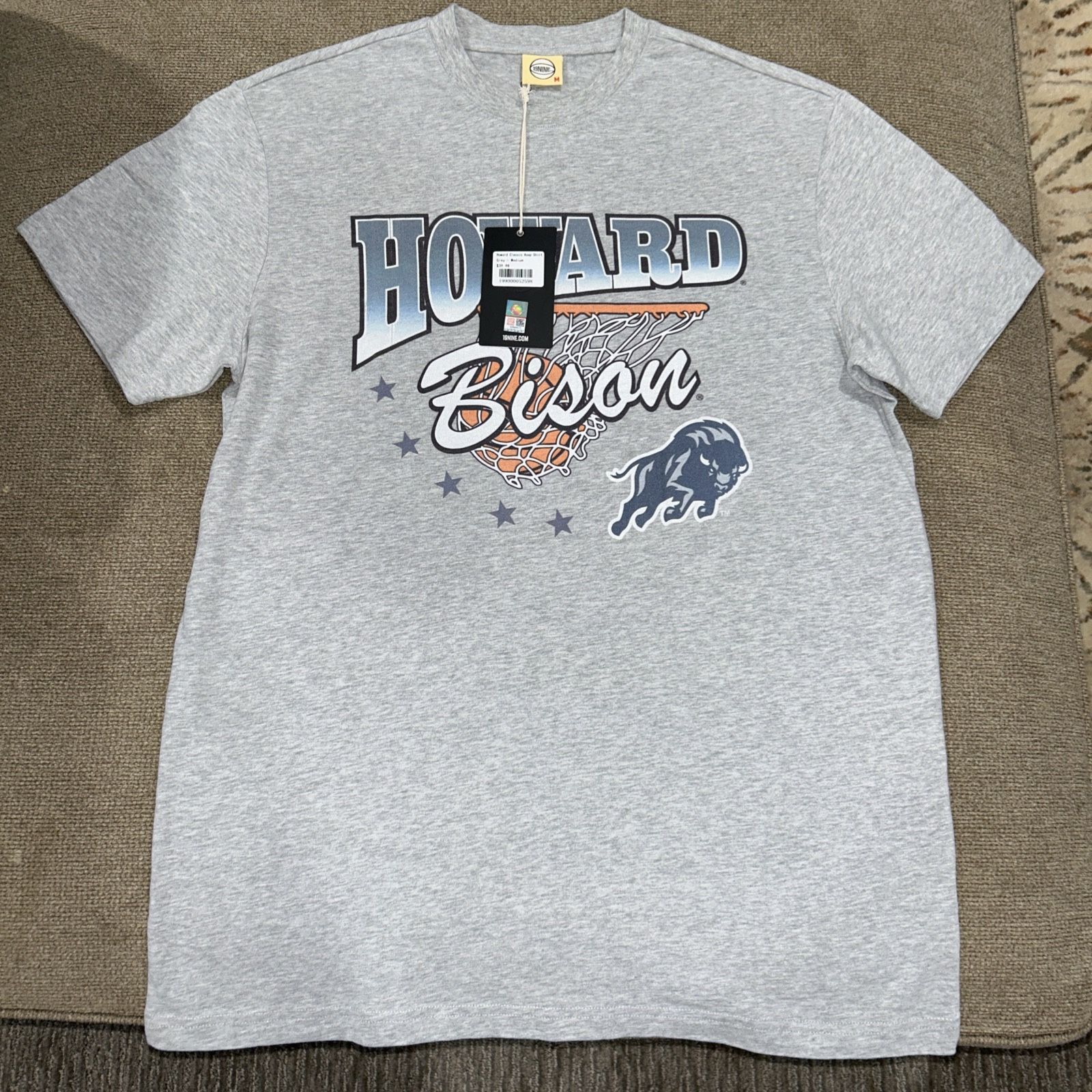 19Nine Howard Bison Basketball Retro Style Graphic Tee | Medium|