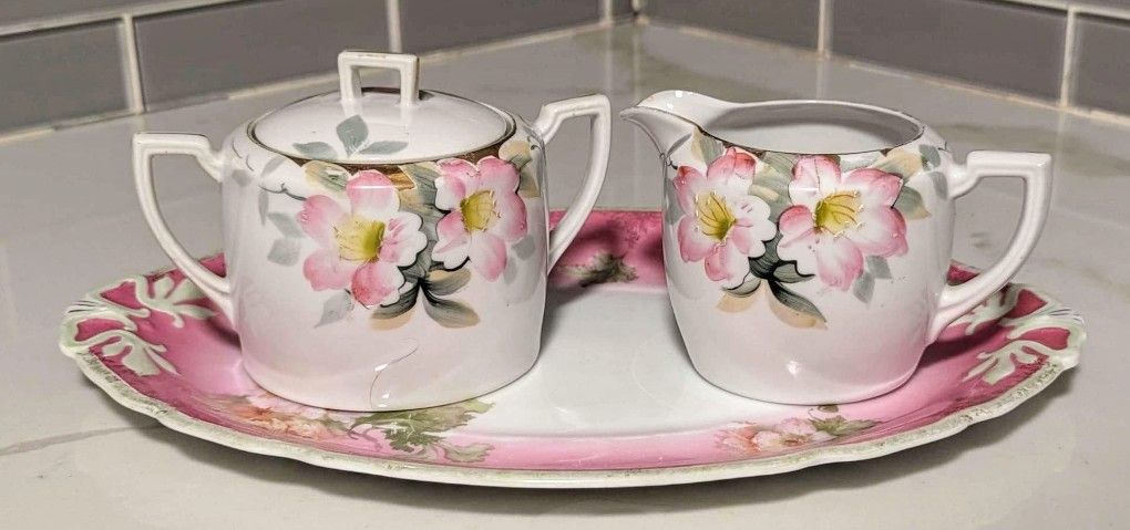 Beautiful Noritake Azalea Sugar & Creamer 