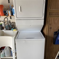Large Capacity Stackable Gas Washer/ Dryer 
