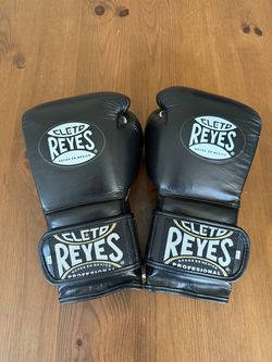CLETO REYES HOOK AND LOOP BOXING GLOVES 16oz