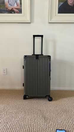 Large hard shell luggage