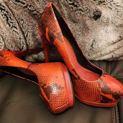 Red Snakeskin Pour Le Victore