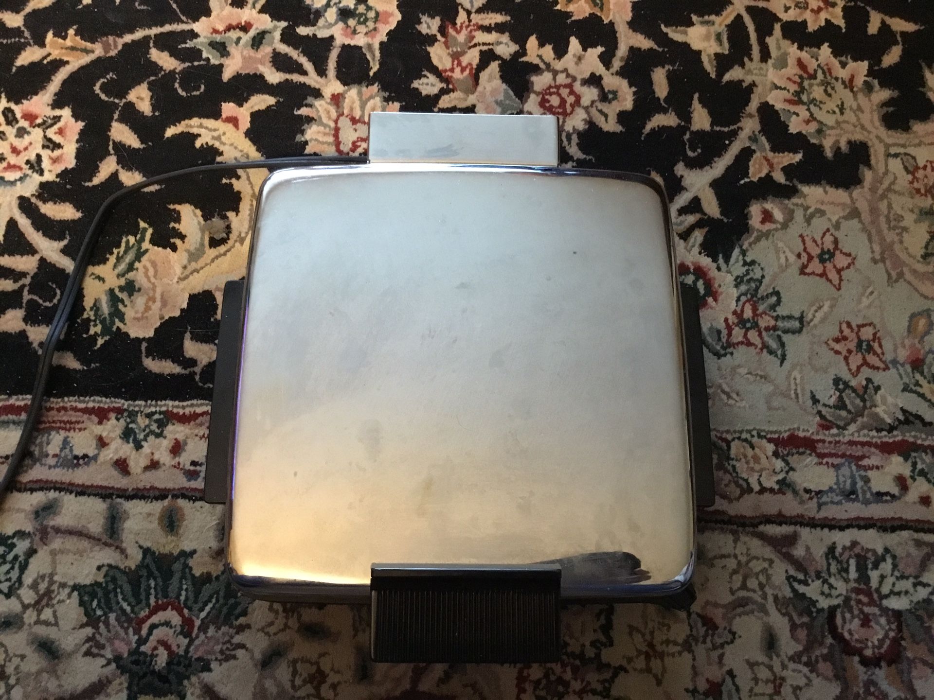 Black And Decker Waffle/Warmer Maker