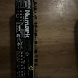 Numark Mix board 