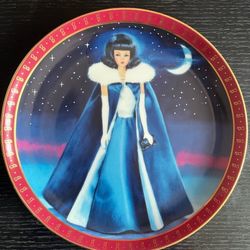 The 1965 BARBIE  MIDNIGHT BLUE Collector Plate
