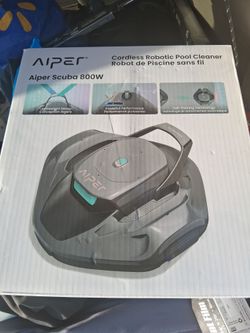 Apier pool robot