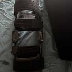 Knee Brace