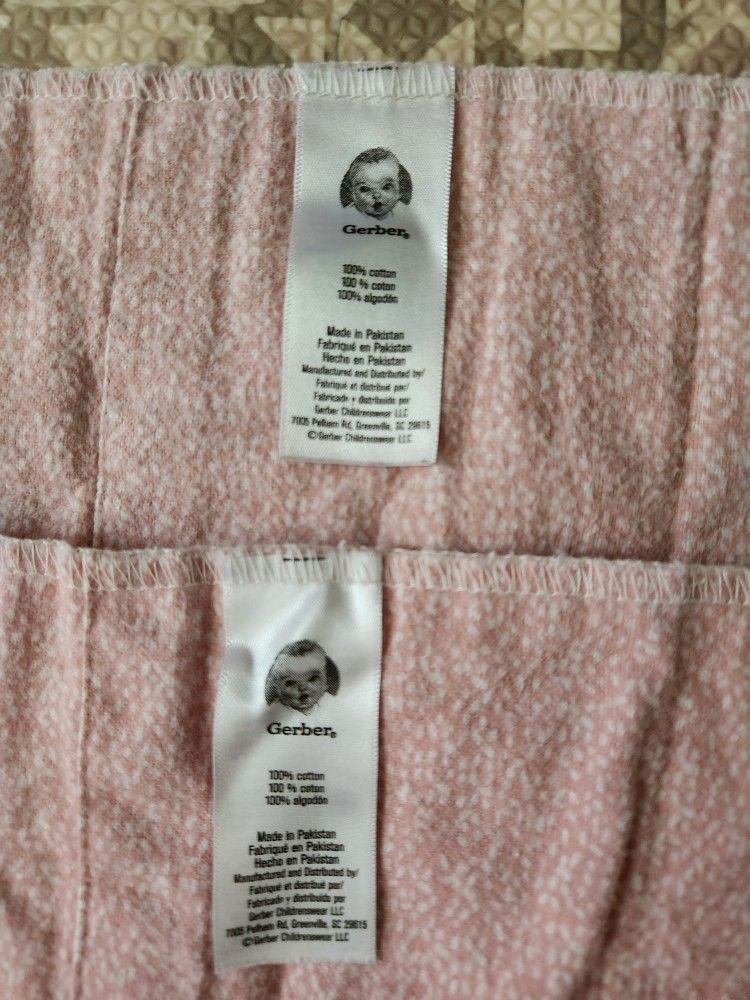 NWOT 2 Pack Gerber 100% Cotton Large Light Pink with White Dots Burp Cloths