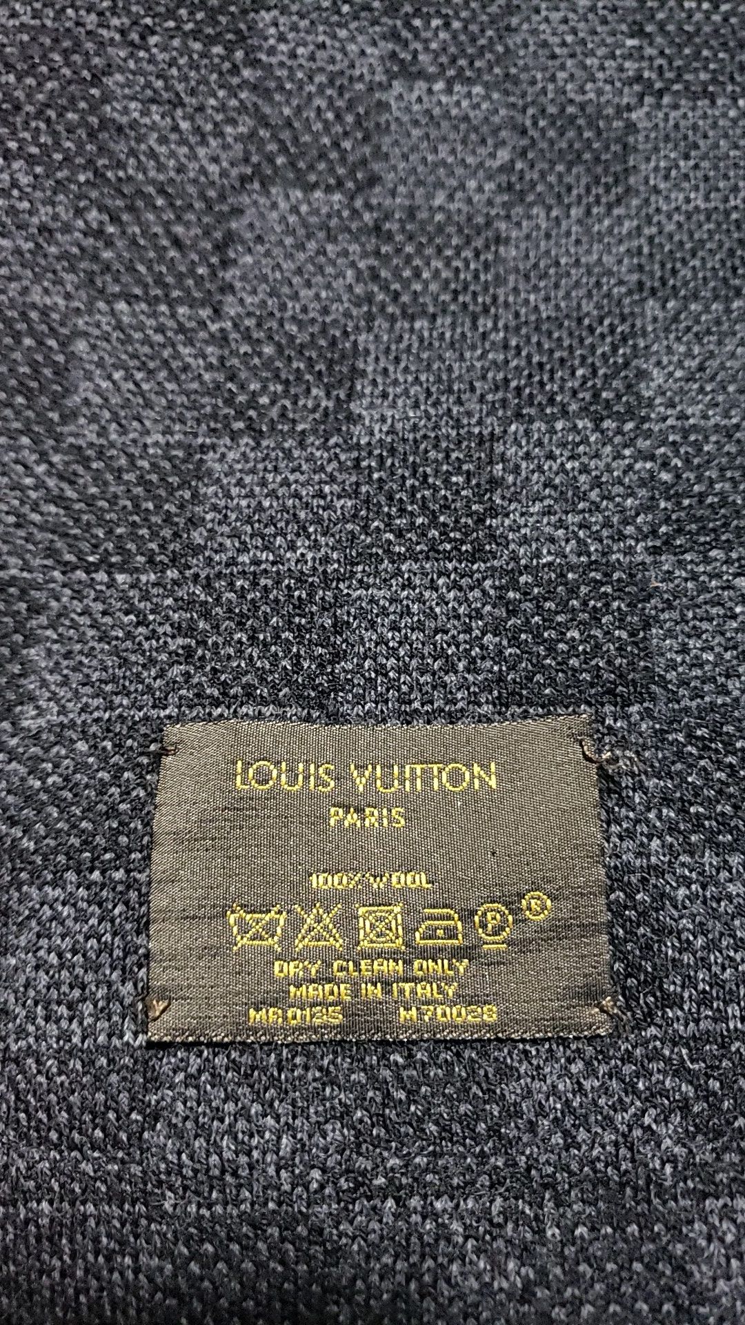 Louis vuitton scarf