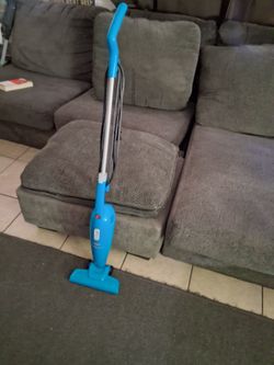 Bissell featherweight 3in1 corded stick vacuumm